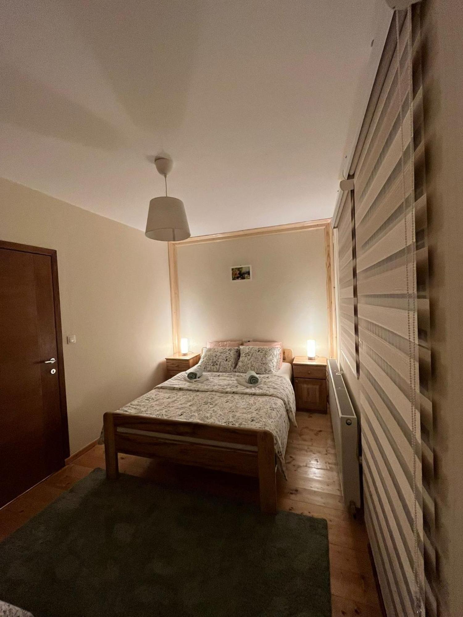 Dusa Zlatara Nova Varos Luaran gambar